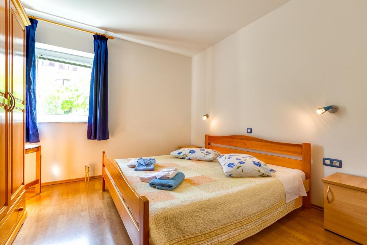 Apartments With A Parking Space マリ・ロシニュ エクステリア 写真