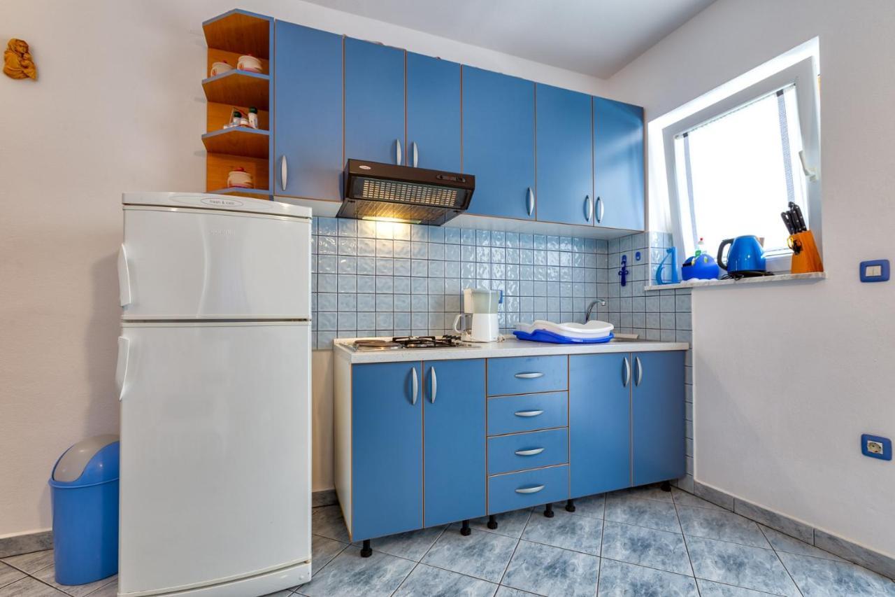 Apartments With A Parking Space マリ・ロシニュ エクステリア 写真